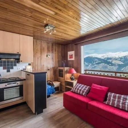 Studio Cosy Et Fonctionnel A Courchevel, Acces Direct Aux Pistes - Fr-1-563-67 *