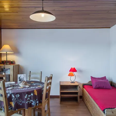 Studio Cosy Et Fonctionnel A Courchevel, Acces Direct Aux Pistes - Fr-1-563-67